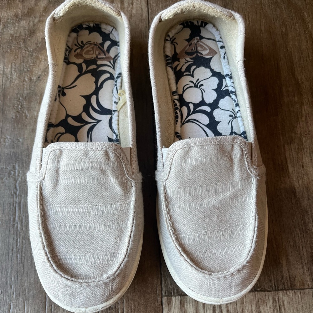 Womens Roxy Slip On Shoes Size 9
